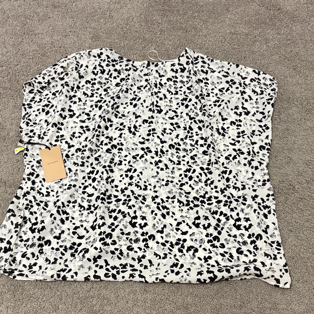 Halogen Black and White Patterned Blouse